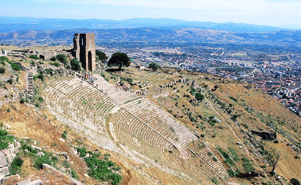 Sweeping views from the ancient acropolis of Pergamon