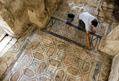 Excavated mozaic floor in Antandros’ Roman Villa